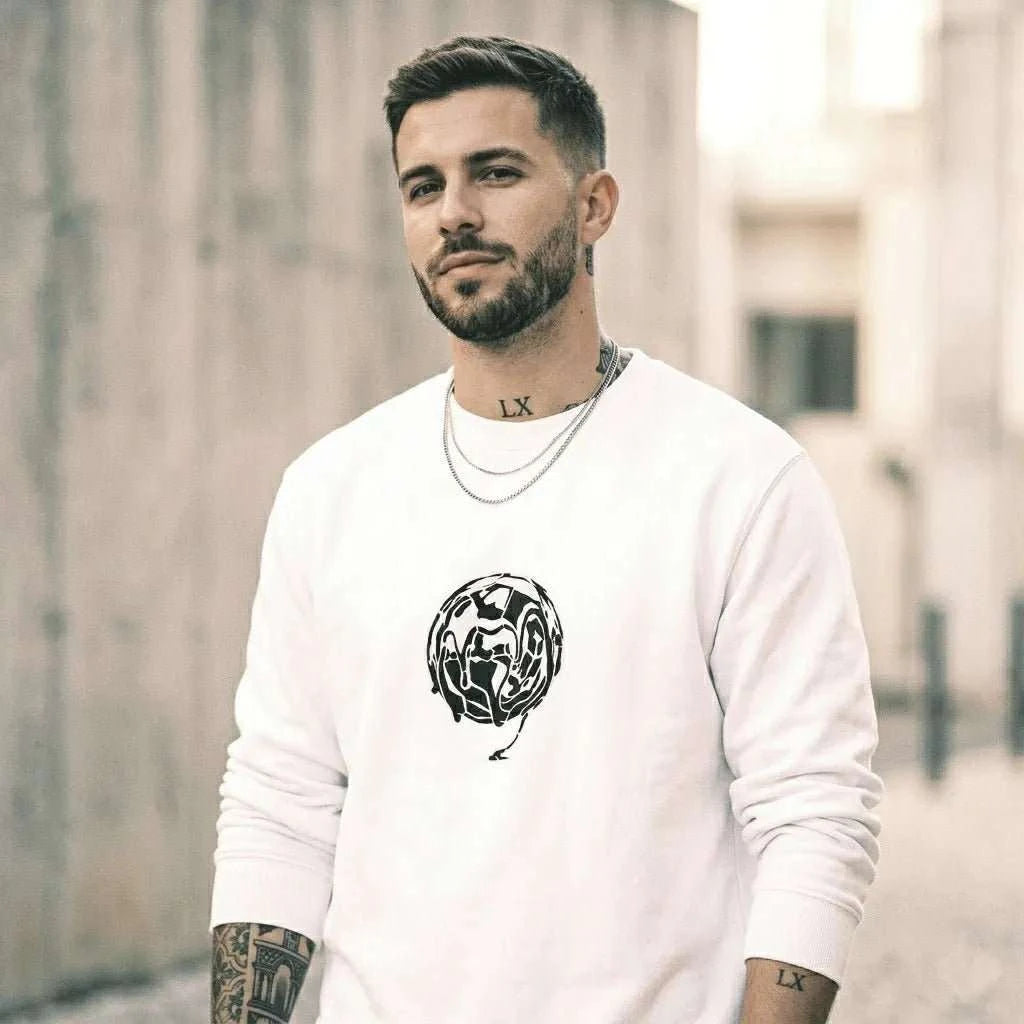 White Distort Oversized Sweatshirt – Minimalist Heavyweight Streetwear Layer - SYN3R Minimalist Streetwear