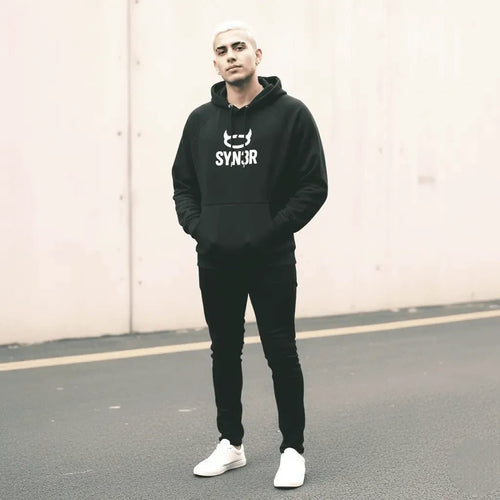 Black Minimalist Oversized Hoodie – Streetwear (400GSM Heavyweight) - SYN3R Minimalist Streetwear