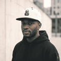 Splinter Snapback Cap White & Black - SYN3R Minimalist Streetwear